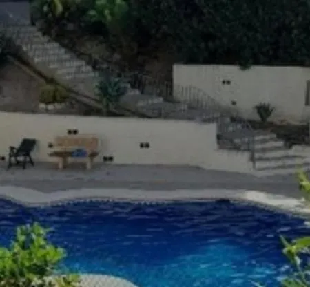 Casa El Bella 1 *